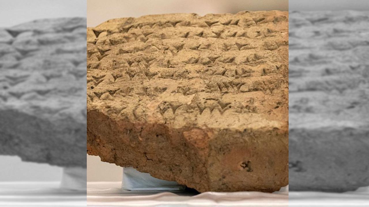 گەڕانەوەی بەردێکی کەونارایی بۆ عێراق