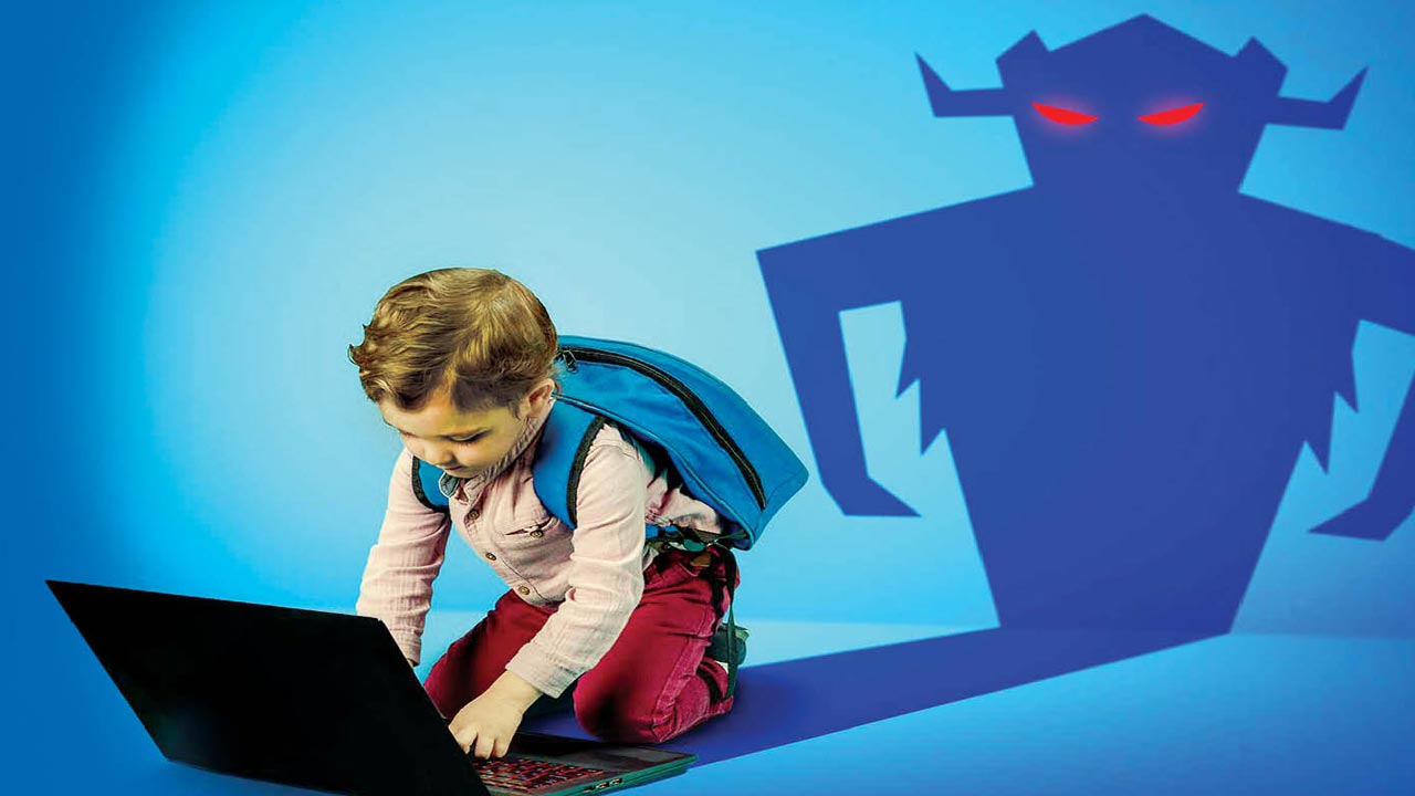 کاریگەریی نەرێنیی تۆڕە کۆمەڵایەتییەکان لە سەر تەندروستیی دەروونی منداڵان و تازە لاوان